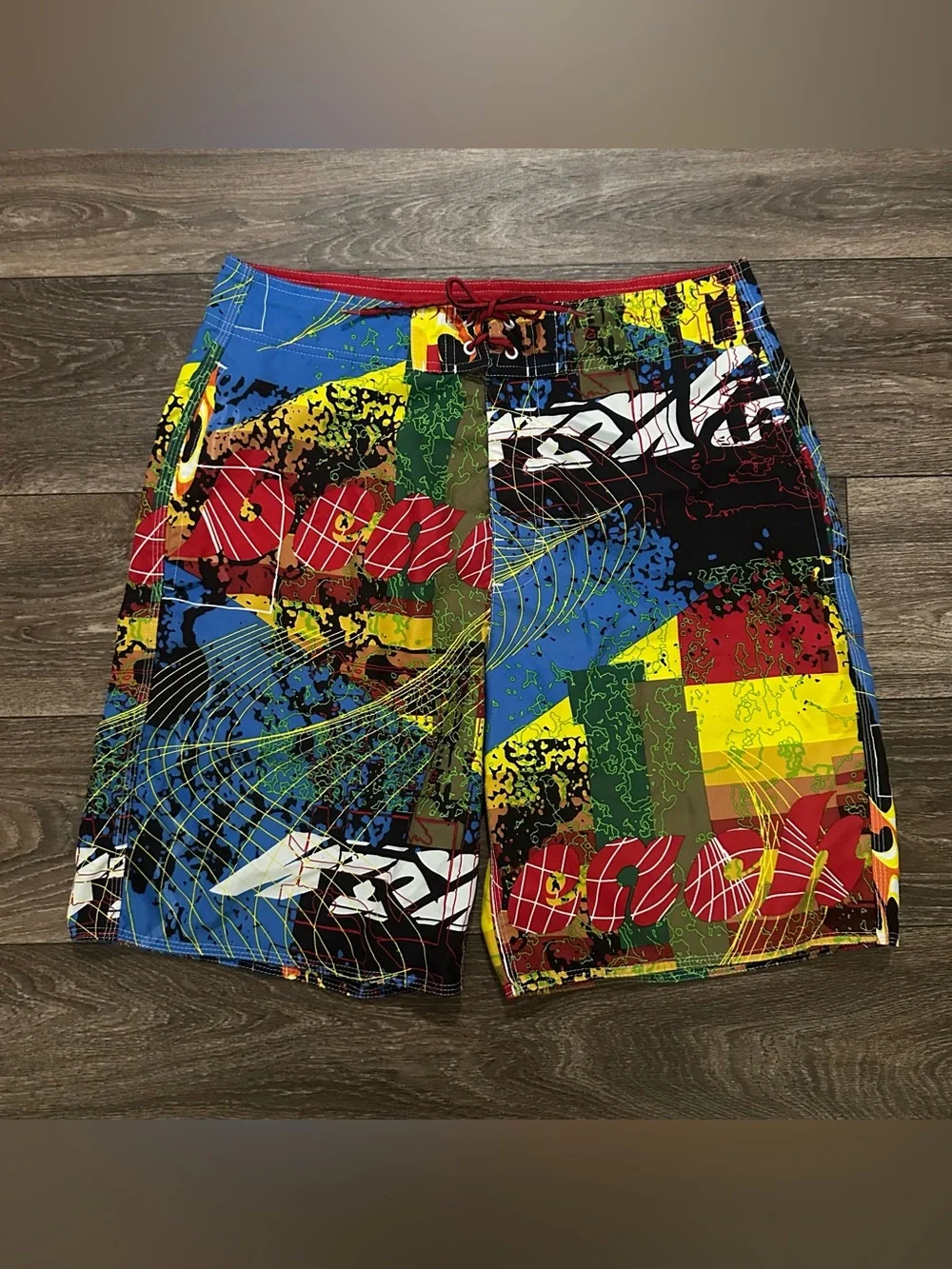 Vintage 2000s Y2K No Boundaries Skate AOP Graffiti Baggy Surfwear Board Shorts S
